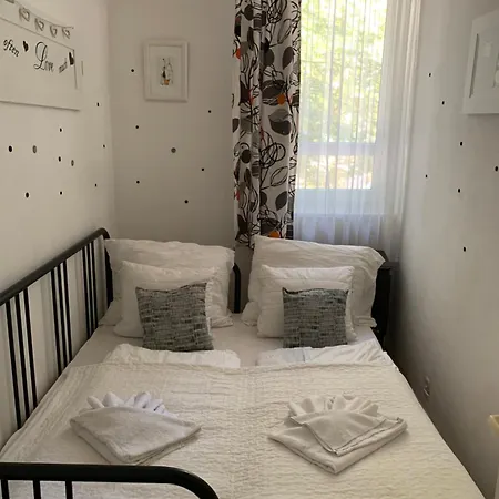 Ifju-lak 1 Vendeghaz Kaposvár